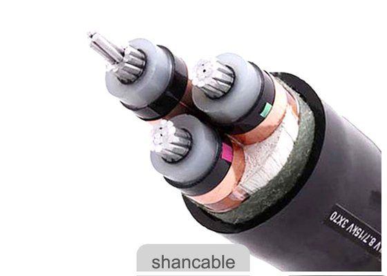 Cina Kabel Tembaga XLPE Custom Made / Isolasi Hitam Kabel Listrik Bawah Tanah pemasok
