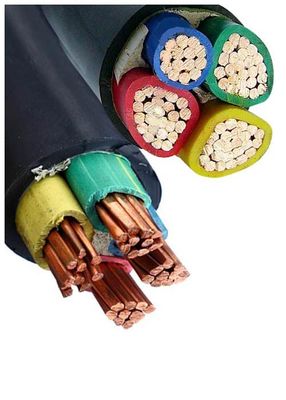 4 Cores 0,6 / 1kV CU PVC Insulated Kabel Power Kabel Transmisi Daya Dengan IEC Bersertifikat